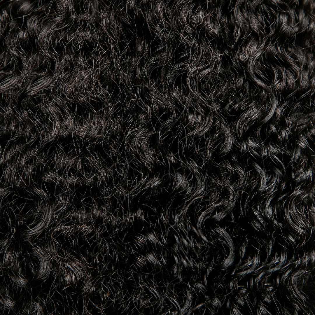 Detail of corkscrew curl hair texture by melanj hair; 3b/c curly hair extensions