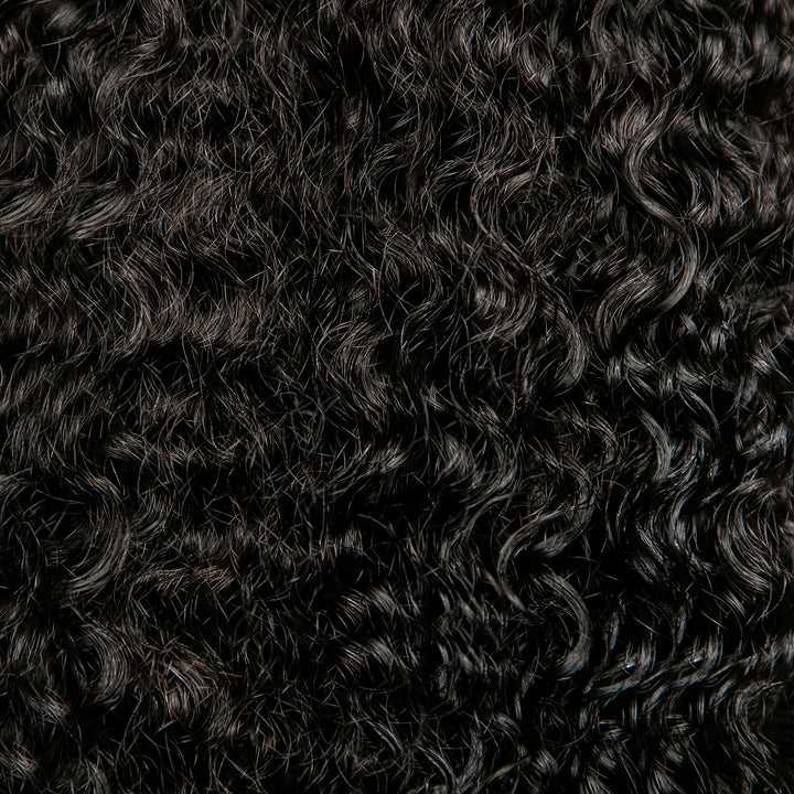 Detail of corkscrew curl hair texture by melanj hair; 3b/c curly hair extensions